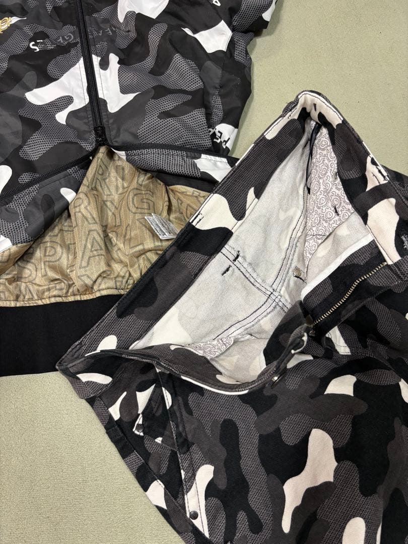 超美品）パーリーゲイツ、限定ブラックカモ、ジャケットとスカートのセット、サイズ0