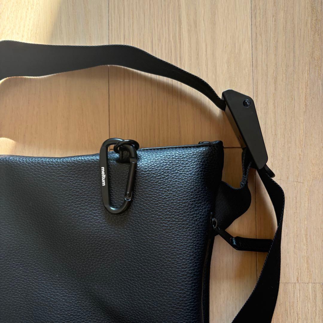 meltum LEATHER MESSENGER BAG(M) 新品未使用