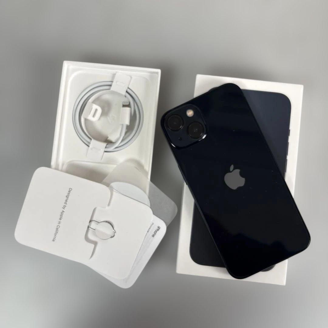 iPhone ブラック 本体 充電ケーブル付き