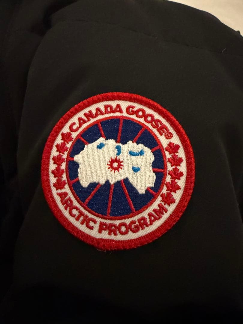   ブラック ダウンベスト M