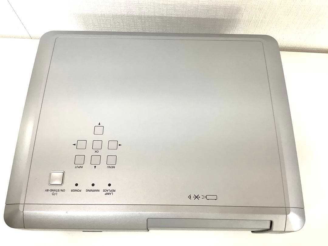 [z826]SANYO LP-Z5プロジェクター