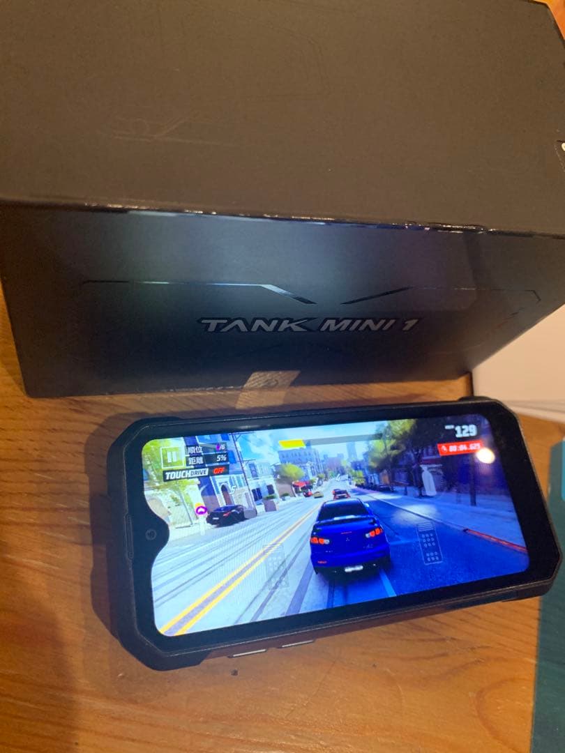 8849(Unihertz) Tank Mini 小さいボディーに機能ギッシリ★