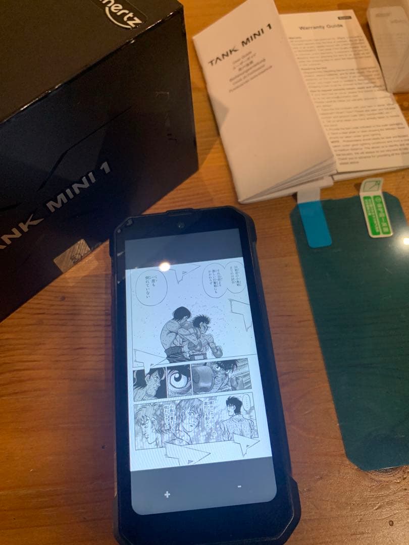 8849(Unihertz) Tank Mini 小さいボディーに機能ギッシリ★