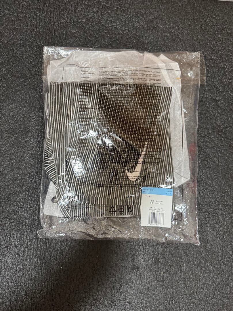 Nike エアロスイフト　DRI-FIT ADVハーフタイツ　Mサイズ　グレー