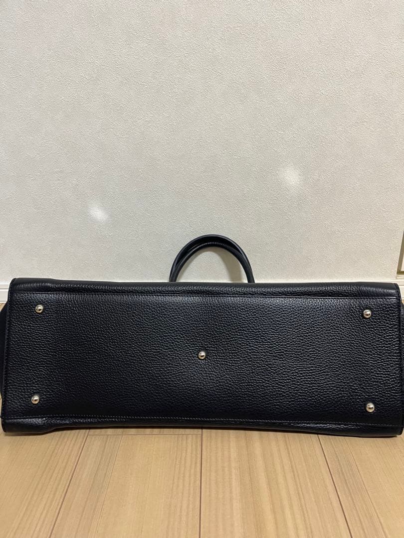 ペッレモルビダ ボストンバッグ