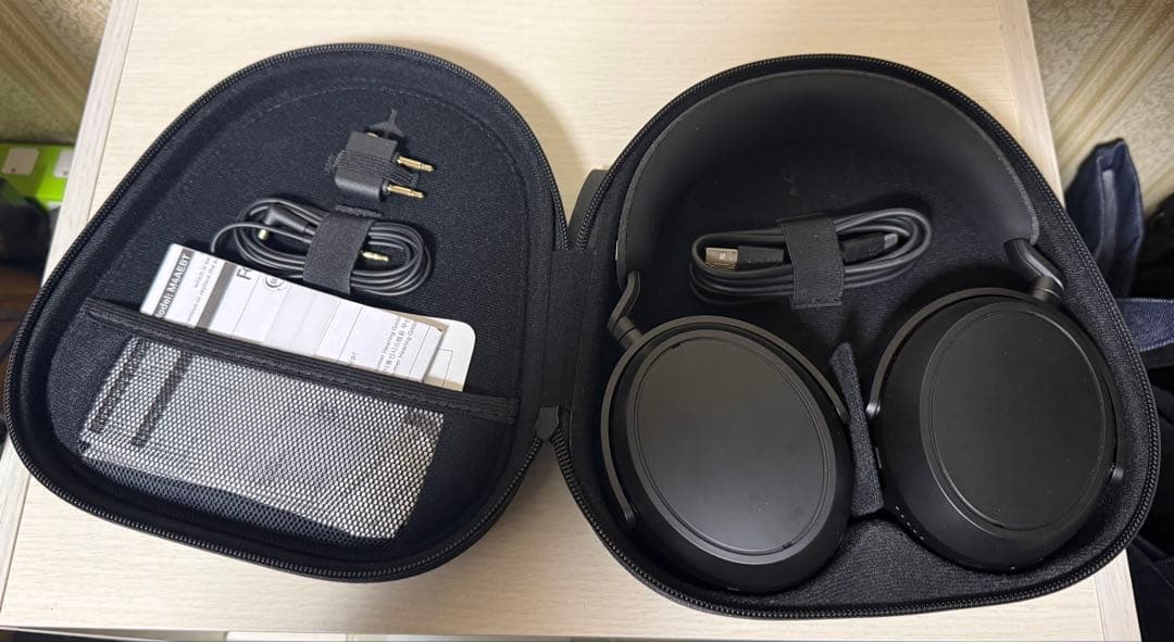 ヘッドホン mikaSennheiser MOMENTUM 4 Wireless