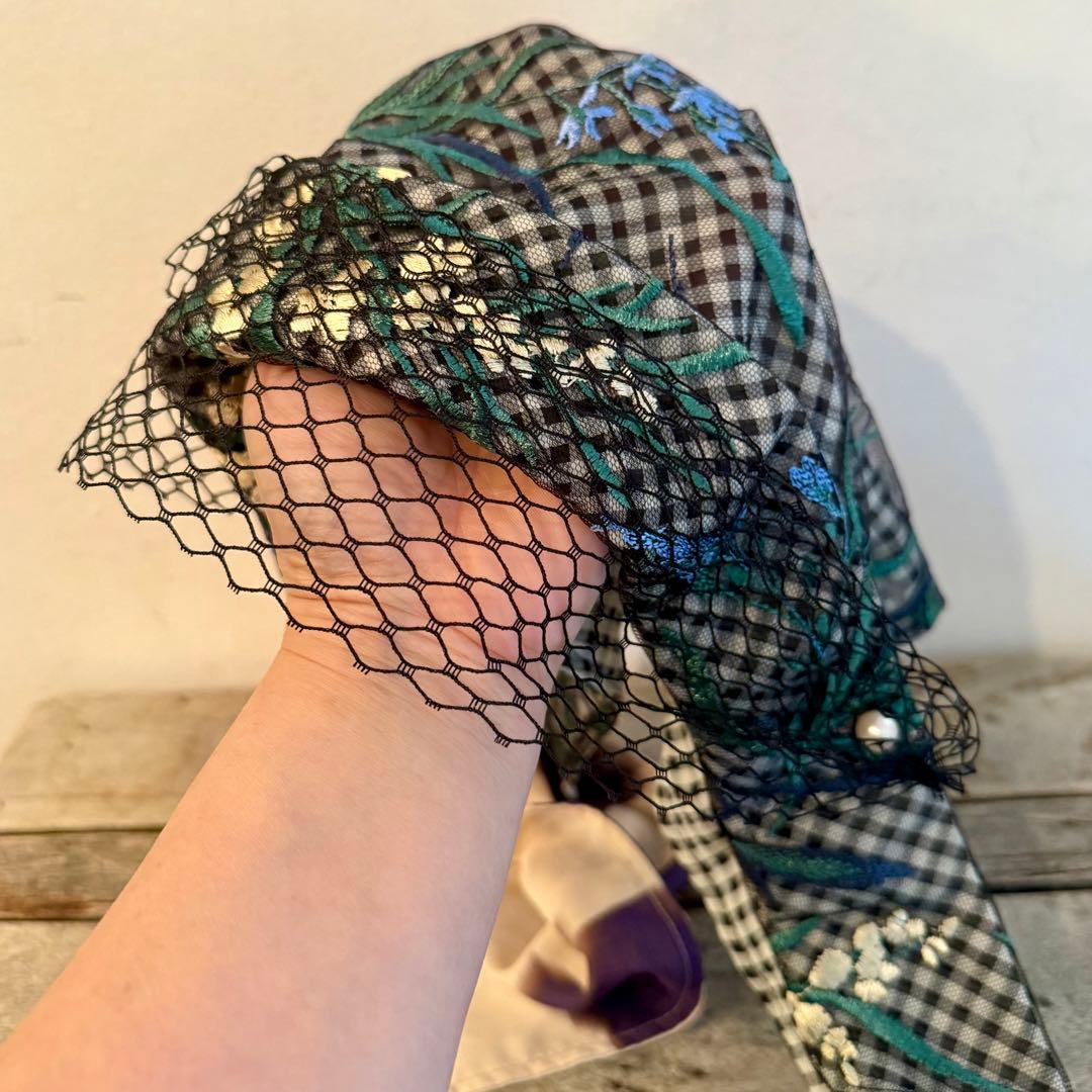 ネコレーヌ CA4LA 花柄チェック バブーシュカ