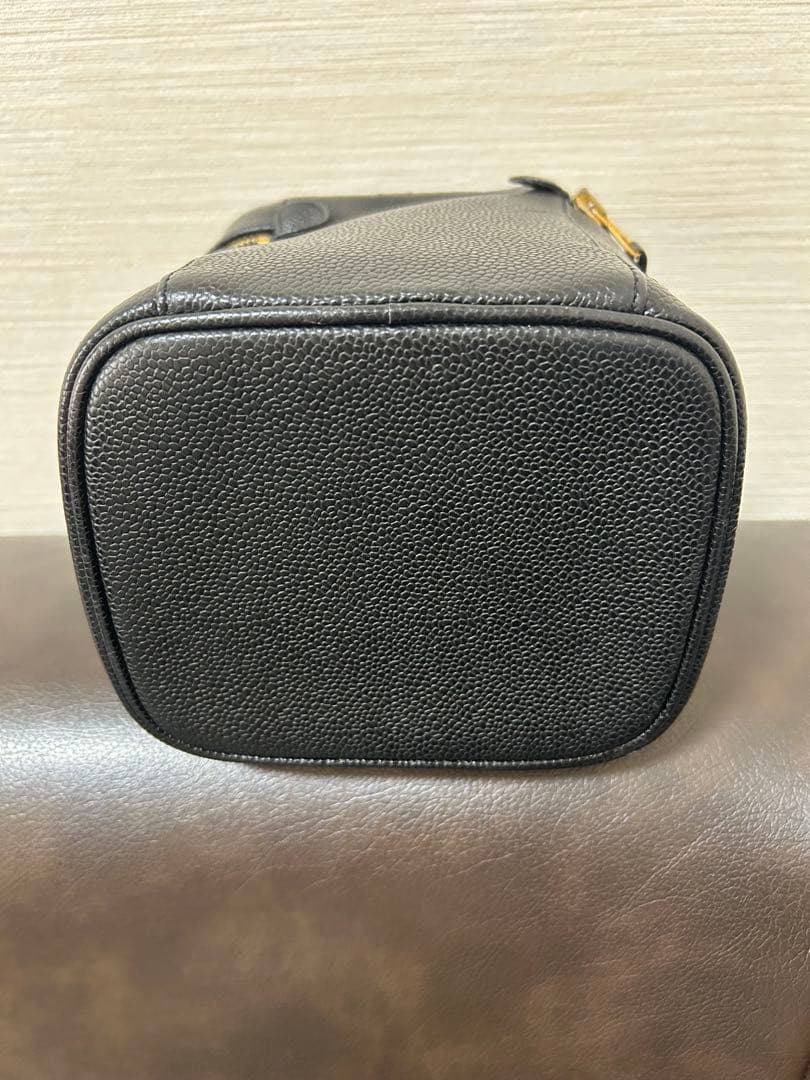 CHANEL ブラックレザー　バニティ