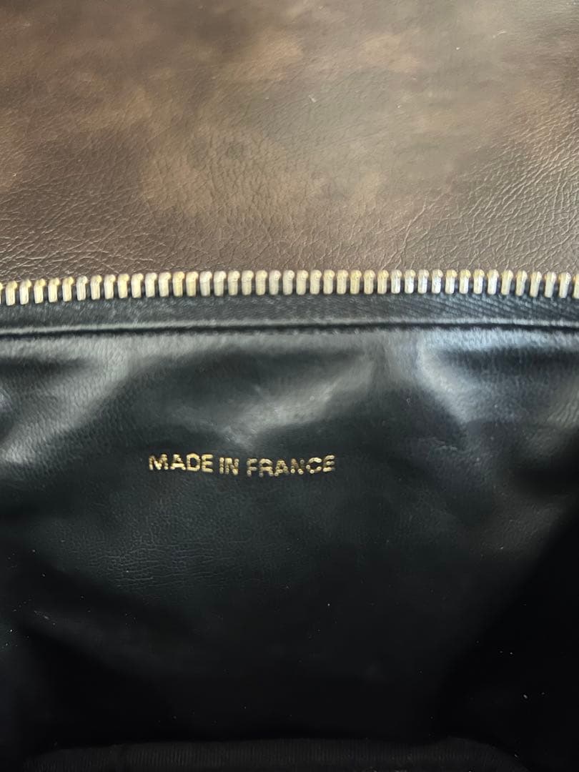CHANEL ブラックレザー　バニティ