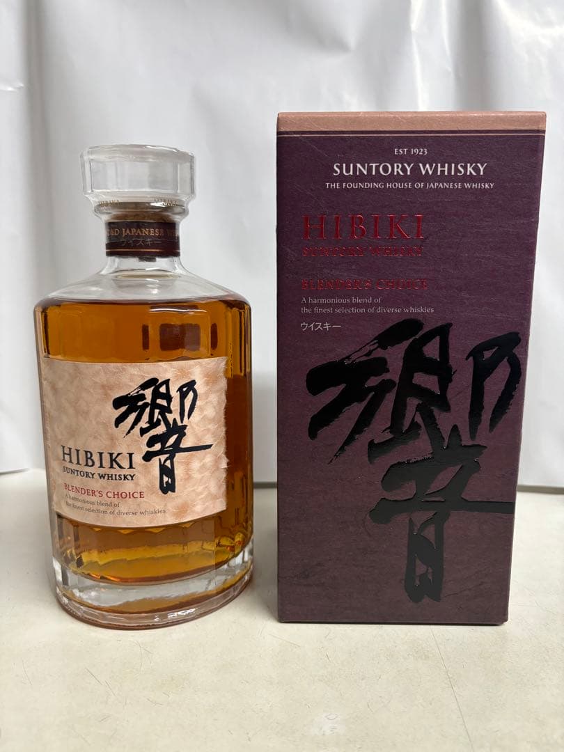 響ブレンダーズチョイス700ml 箱入り