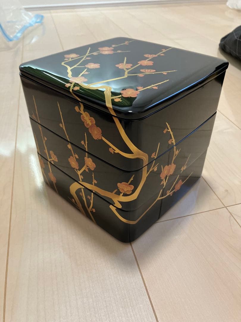 本漆塗り重箱　3段