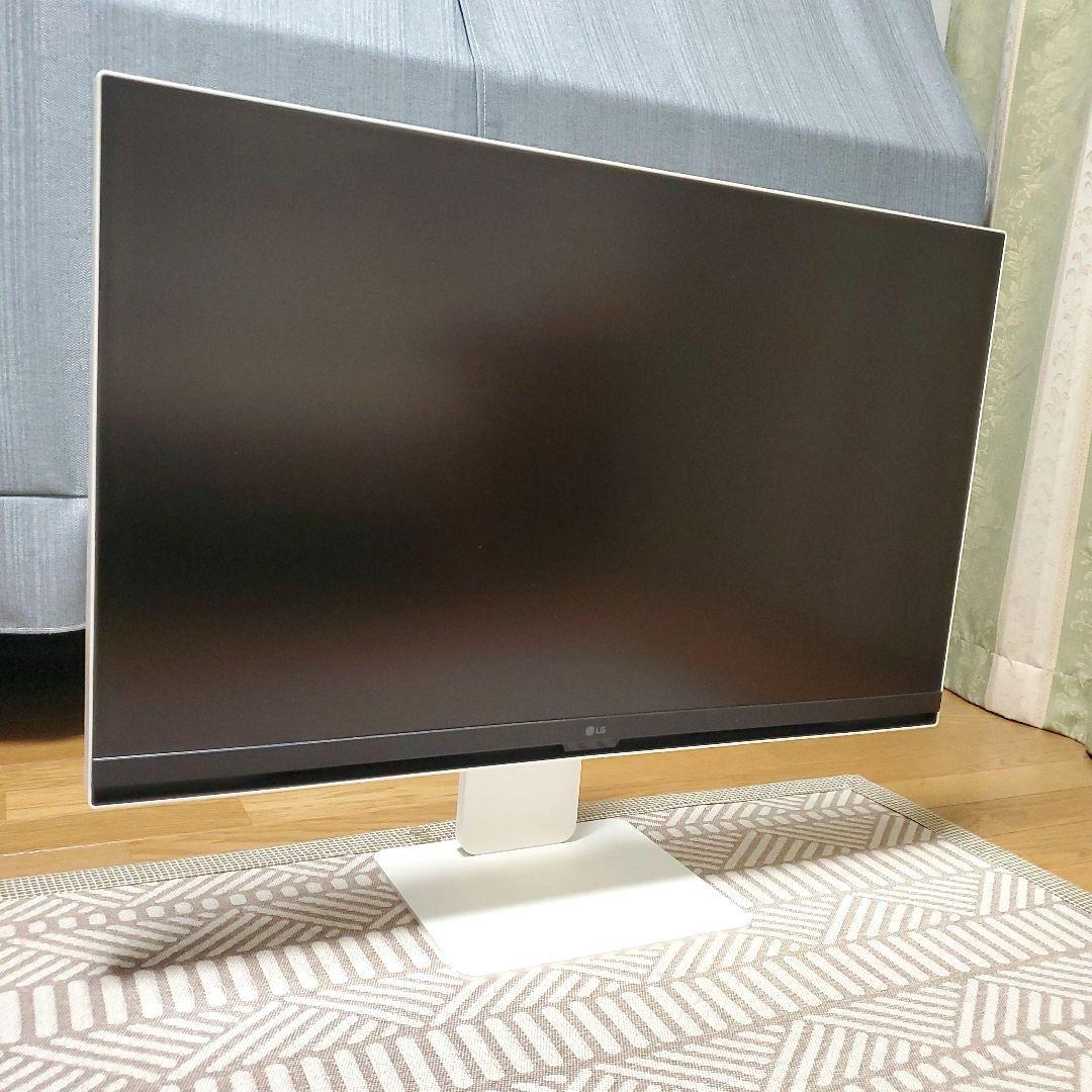 LG スマートモニター 32SQ780S-W（注:スタンドのみ後継機のもの）