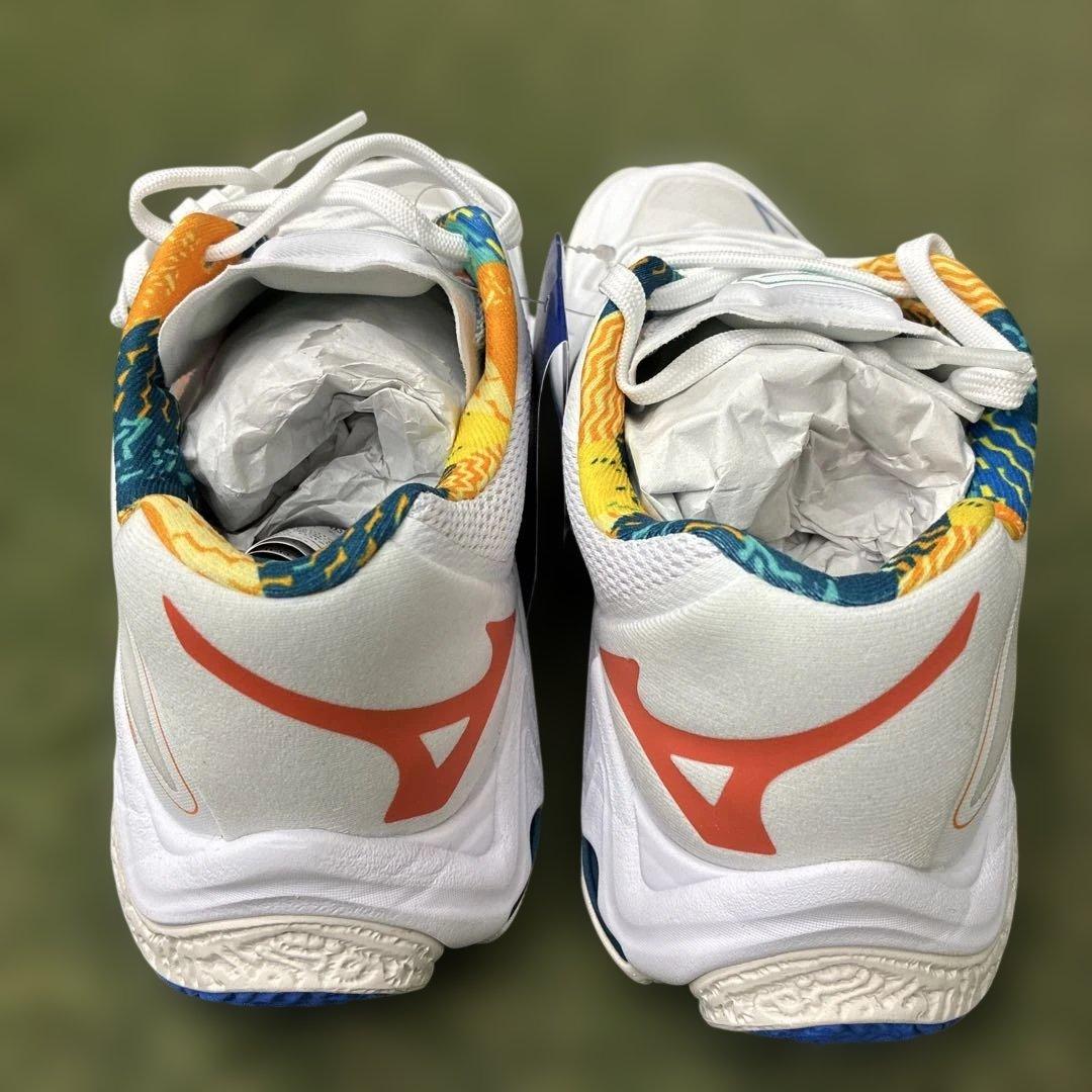 ミズノ ウェーブライトニングZ8 V1GA240056