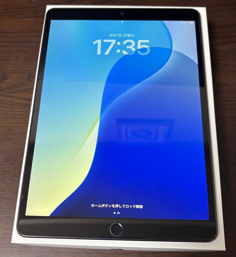 Apple iPad Air(第3世代)64GB WiFi スペースグレー