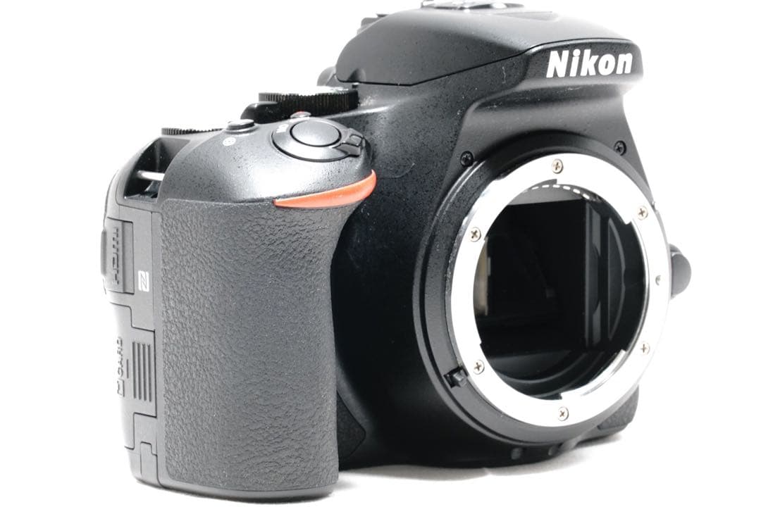 ✨Nikon D5600 美品✨スマホ転送 Wレンズキット✨一眼レフ 初心者