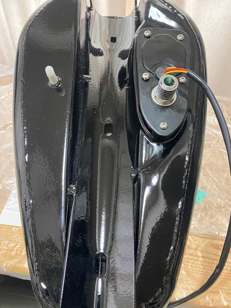 ハーレー　スポーツスタータンク　インジェクションポンプとガソリンキャップ付属