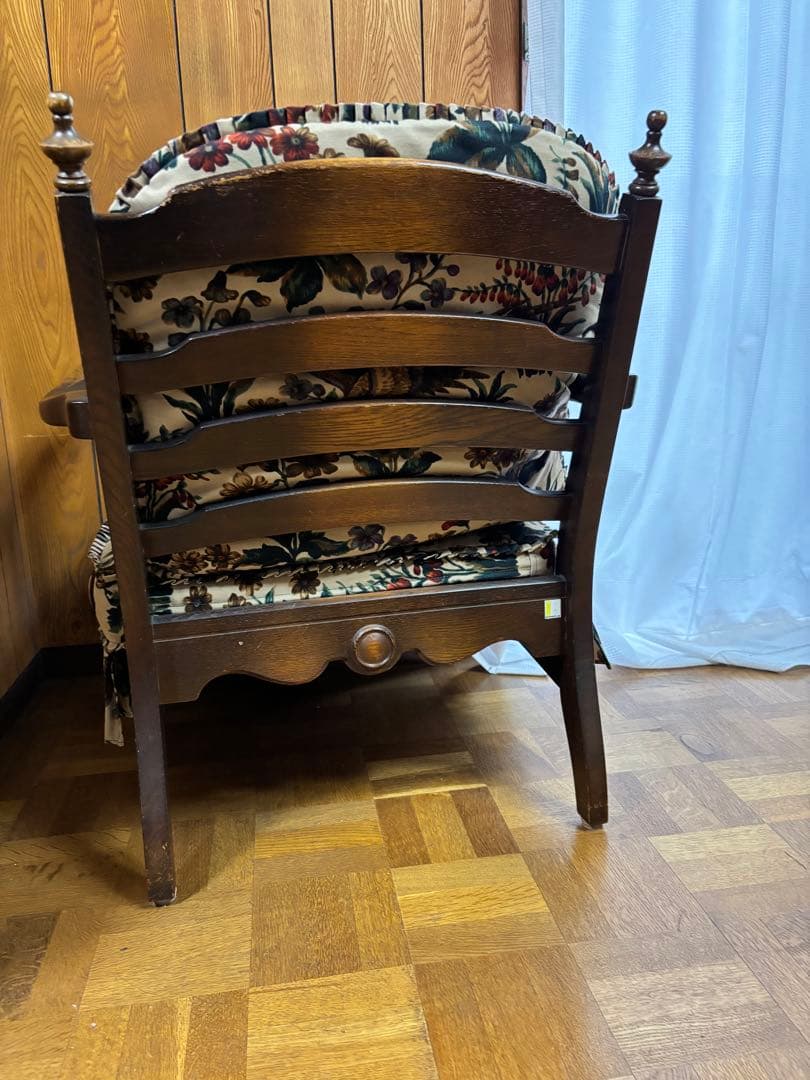 飛騨産業　穂高　木製アームチェア 花柄カバー付き　1脚