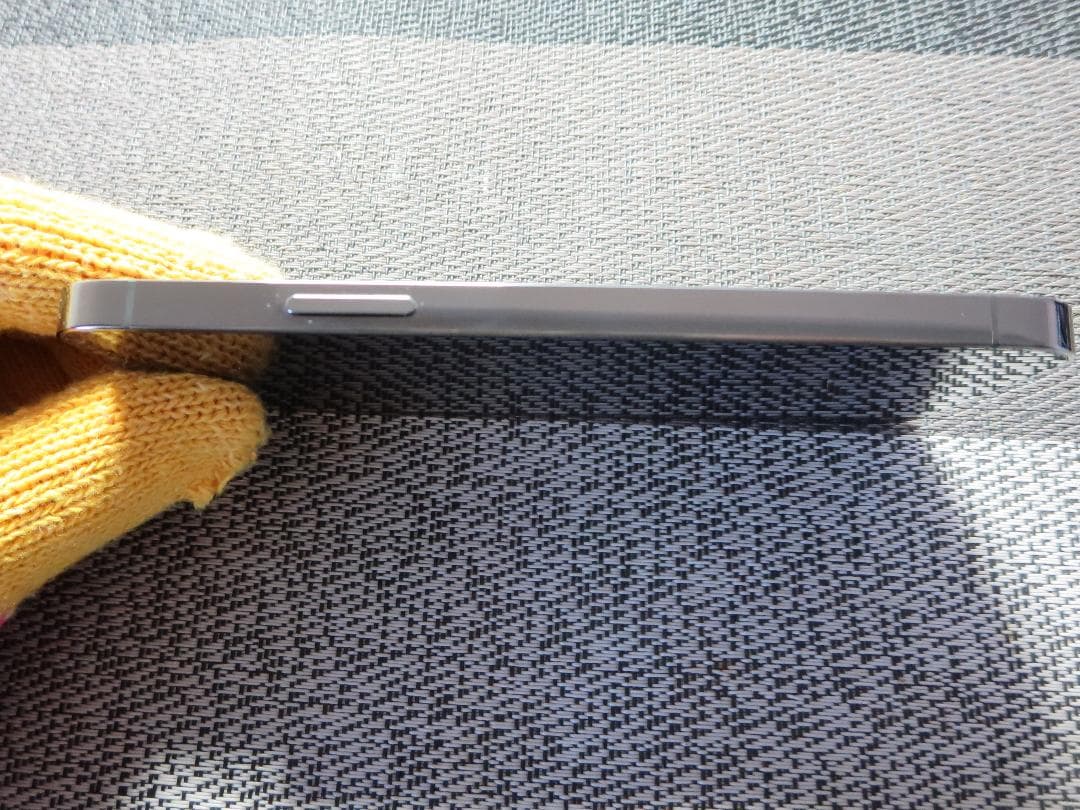 【美品・完動品】iPhone12 Pro グラファイト128GBバッテリー83％