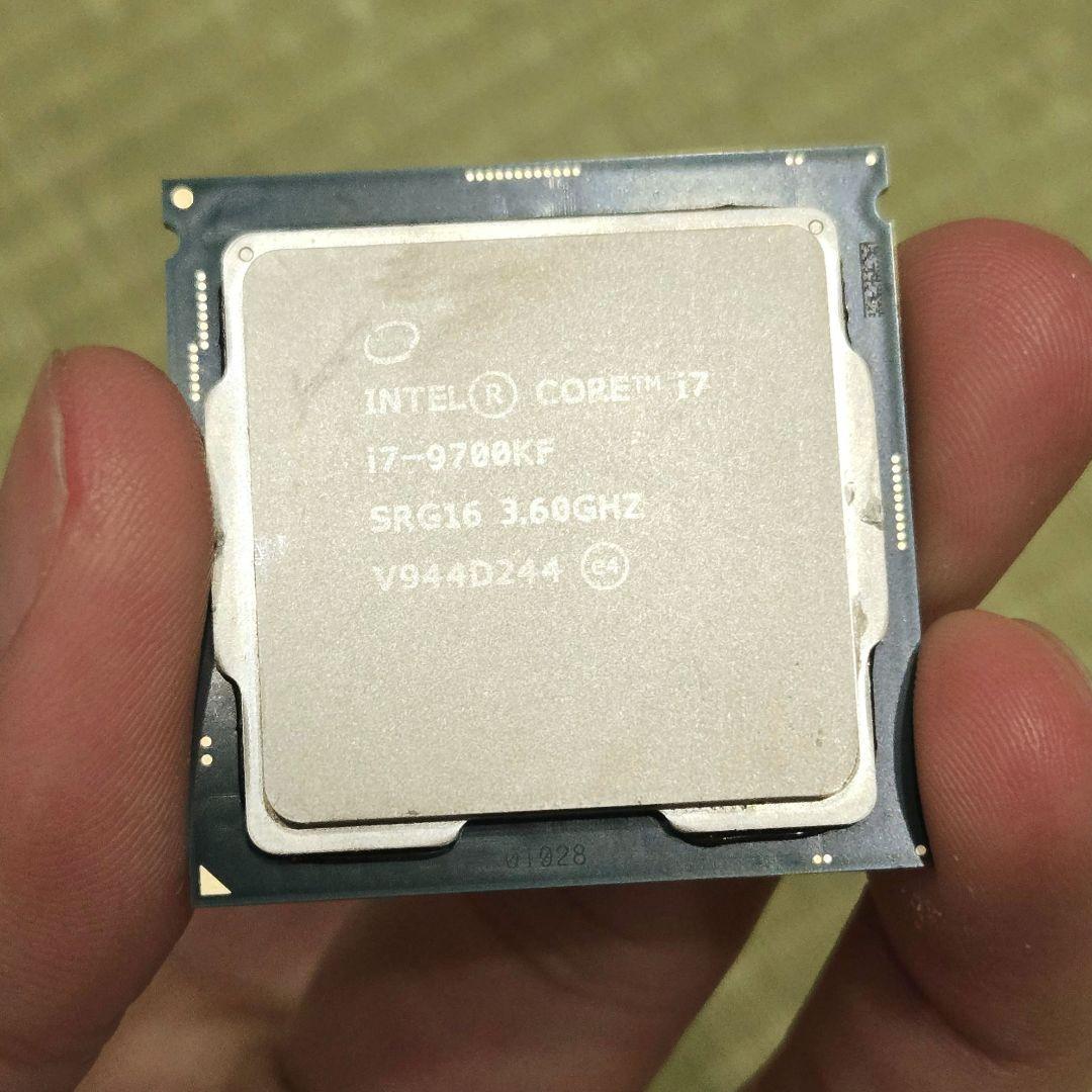 intel Core i7 9700KF 3.6Ghz 動作確認済み