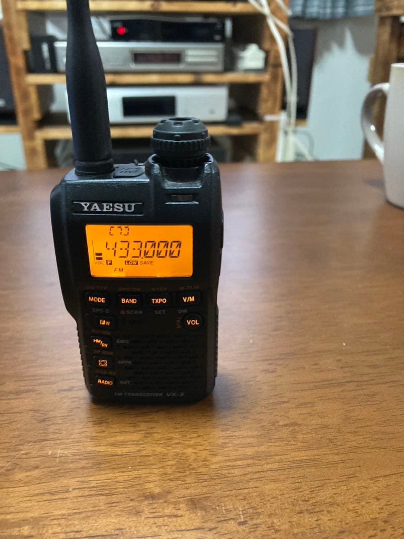 トランシーバー YAESU VX-3 144/430Mhz