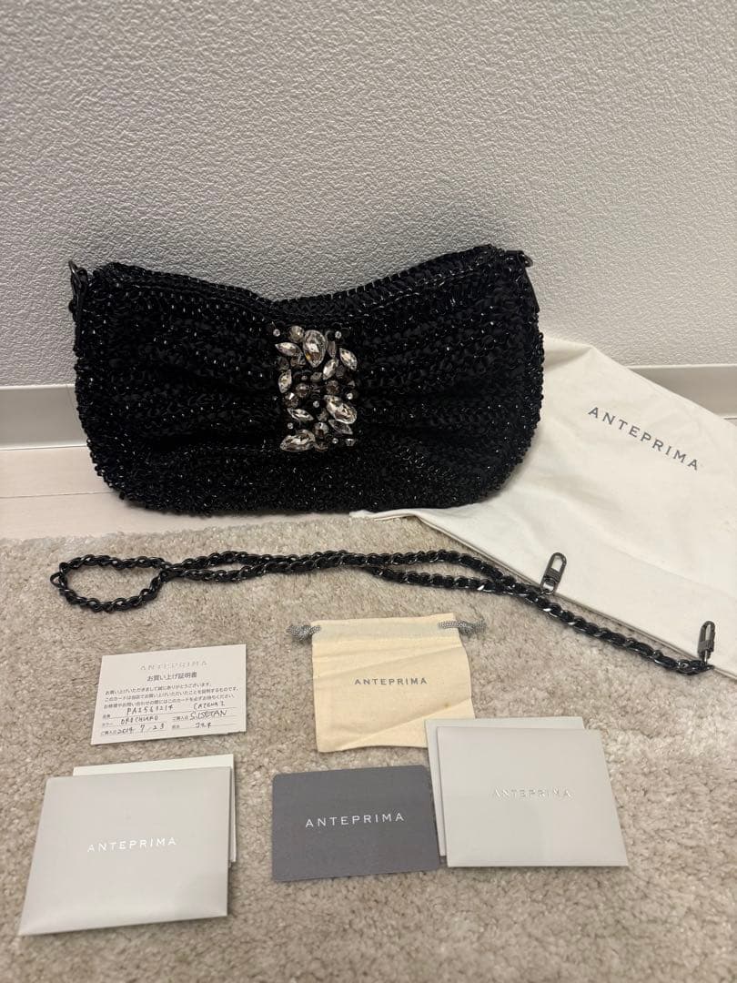 新品未使用【アンテプリマ】ショルダーバッグ