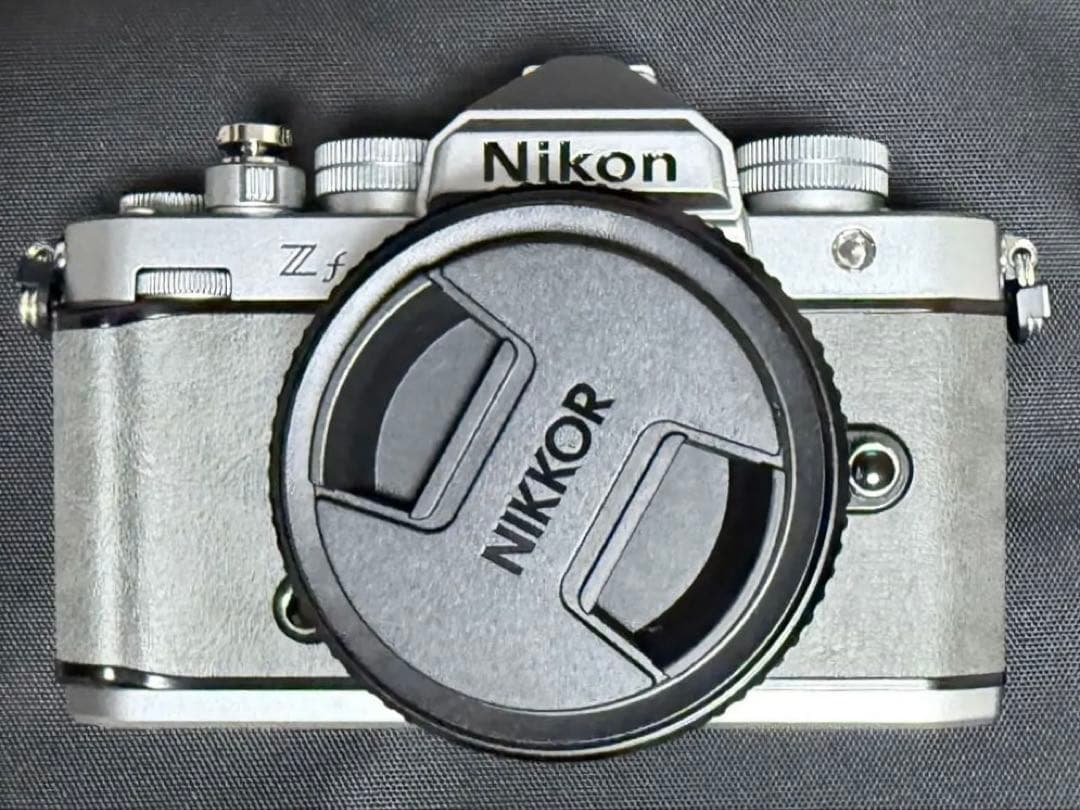 シャッター数ごく僅か　Nikon Zf 本体＋レンズ＋SDカードセット