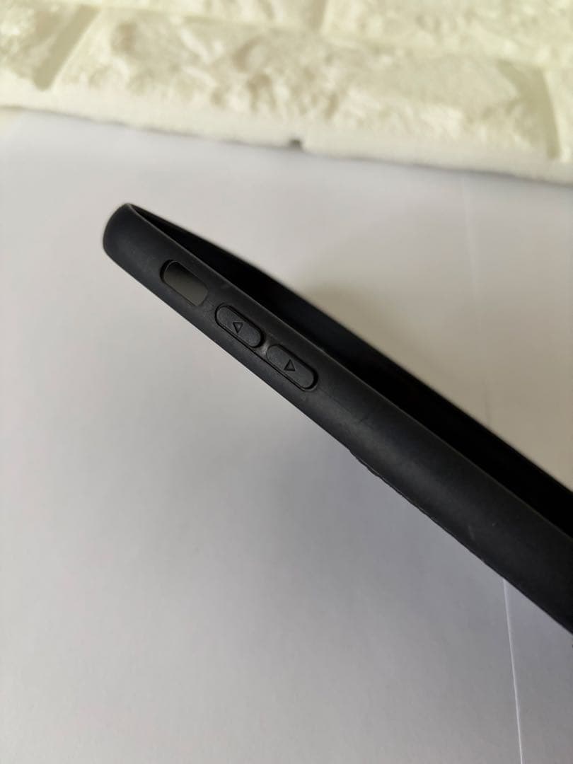 PRADA サフィアーノレザー iPhoneケース 14promax 三角ロゴ