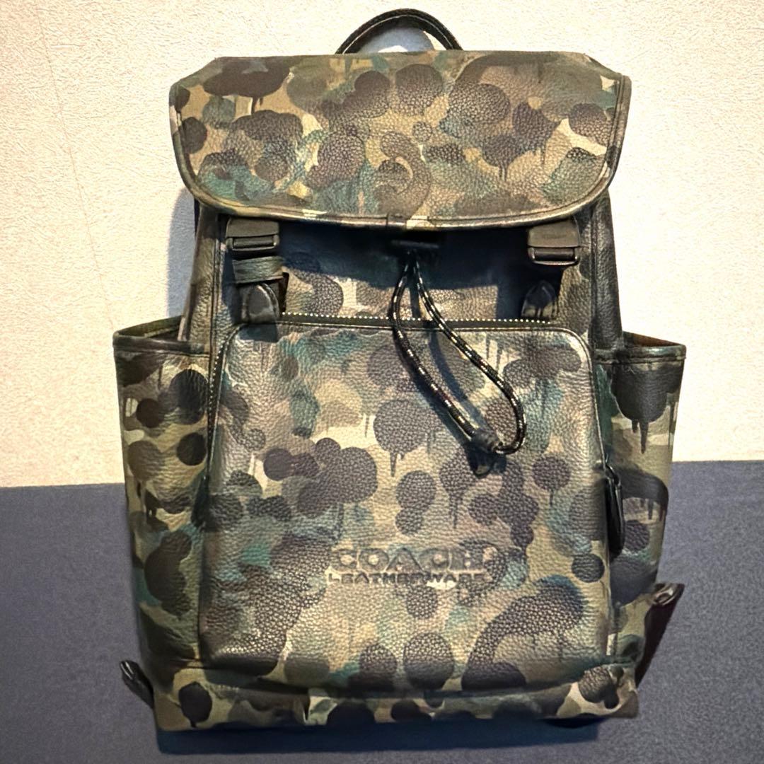 【美品】 Coach 迷彩柄リュック