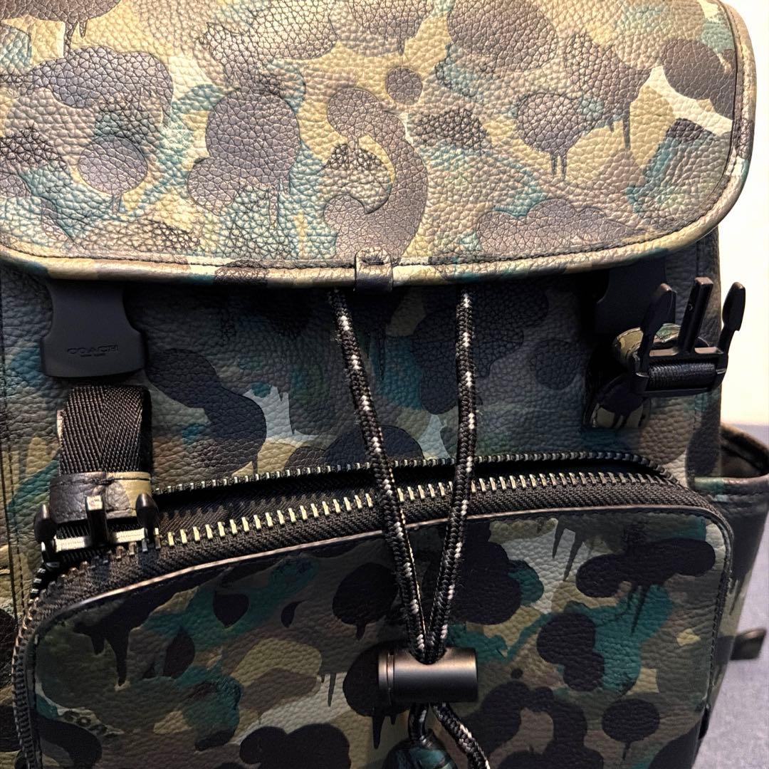 【美品】 Coach 迷彩柄リュック