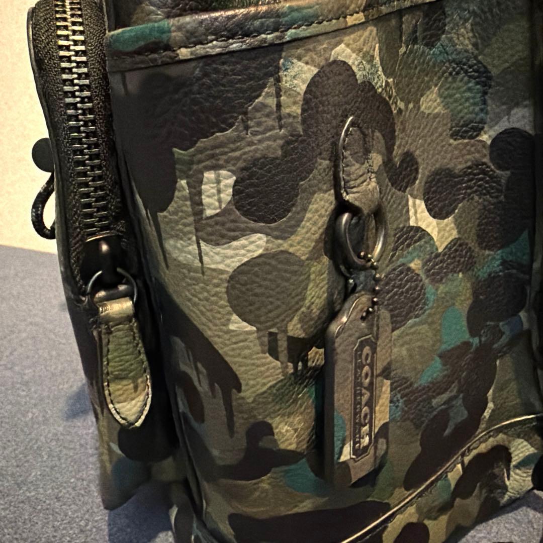 【美品】 Coach 迷彩柄リュック