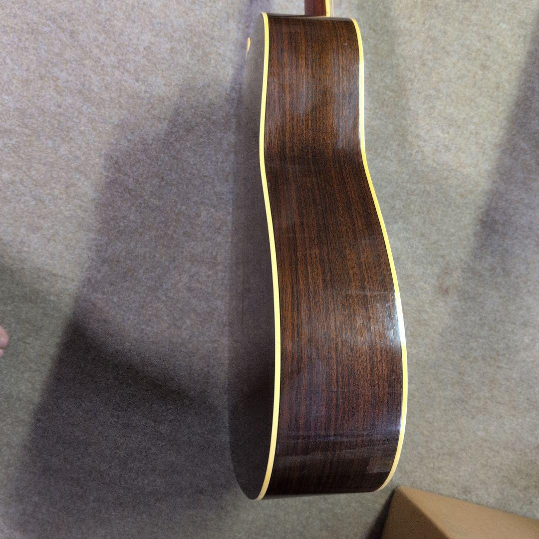 ヤマハ　ＦＧ３００J 　１９７４年　黒ラベル 　純正　ロケットケース付