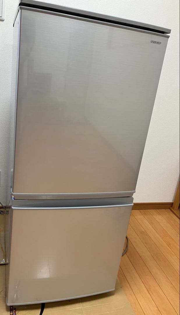 シャープ ノンフロン冷凍冷蔵庫 SJ-D14D-S 2018年製 137L