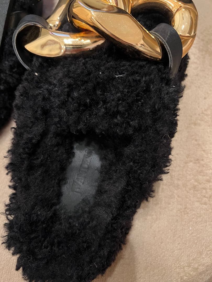 JW ANDERSOMファー素材 金属チェーン サンダル