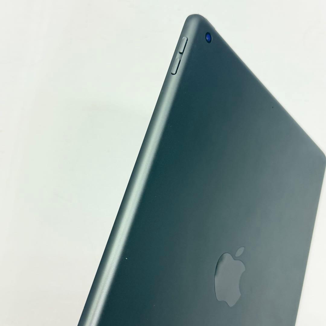 【美品】iPad 第7世代 Wi-Fi 32GB スペースグレイ