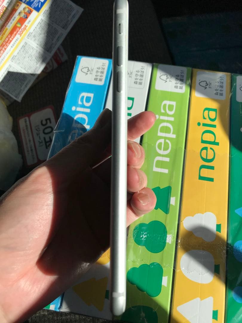 iPhone8 Plus 64GB au simフリー