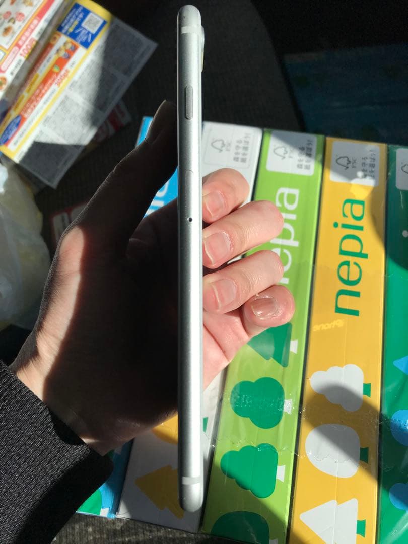 iPhone8 Plus 64GB au simフリー