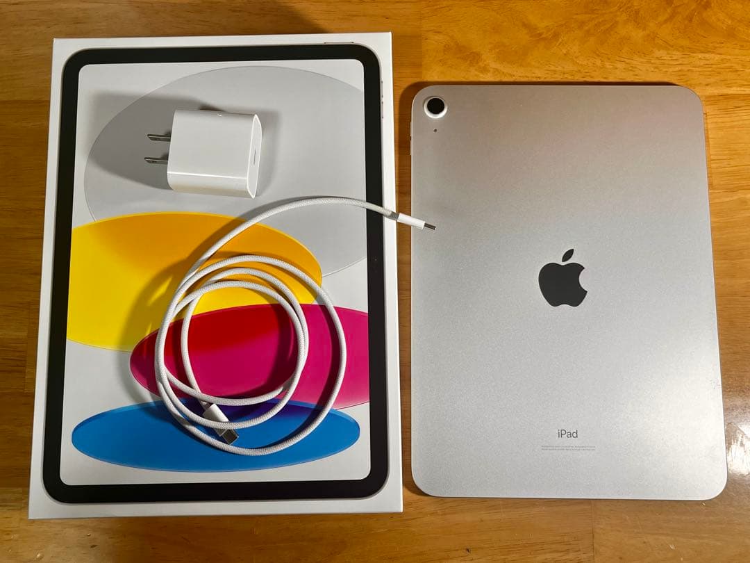 Apple iPad 第10世代 64GB Wi-Fiモデル 付属品あり