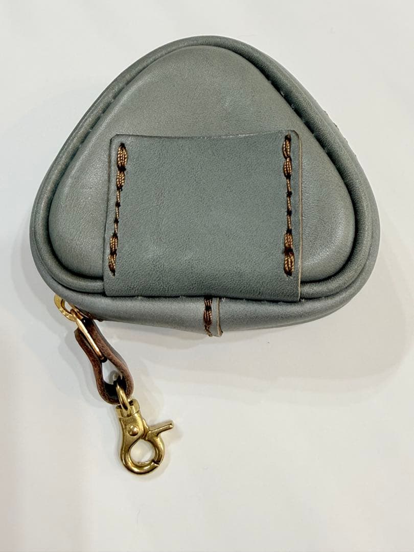 HERZ おにぎりポーチ　アイビーグレイ　カメラナス加工済み