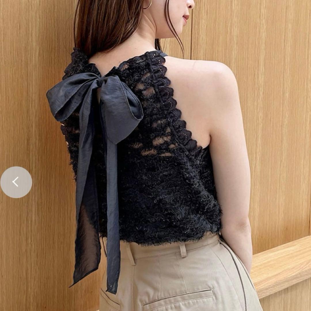 スナイデル　ホルターカットプルオーバー