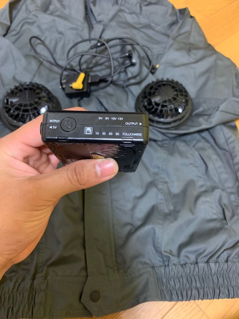 バッテイリーと服