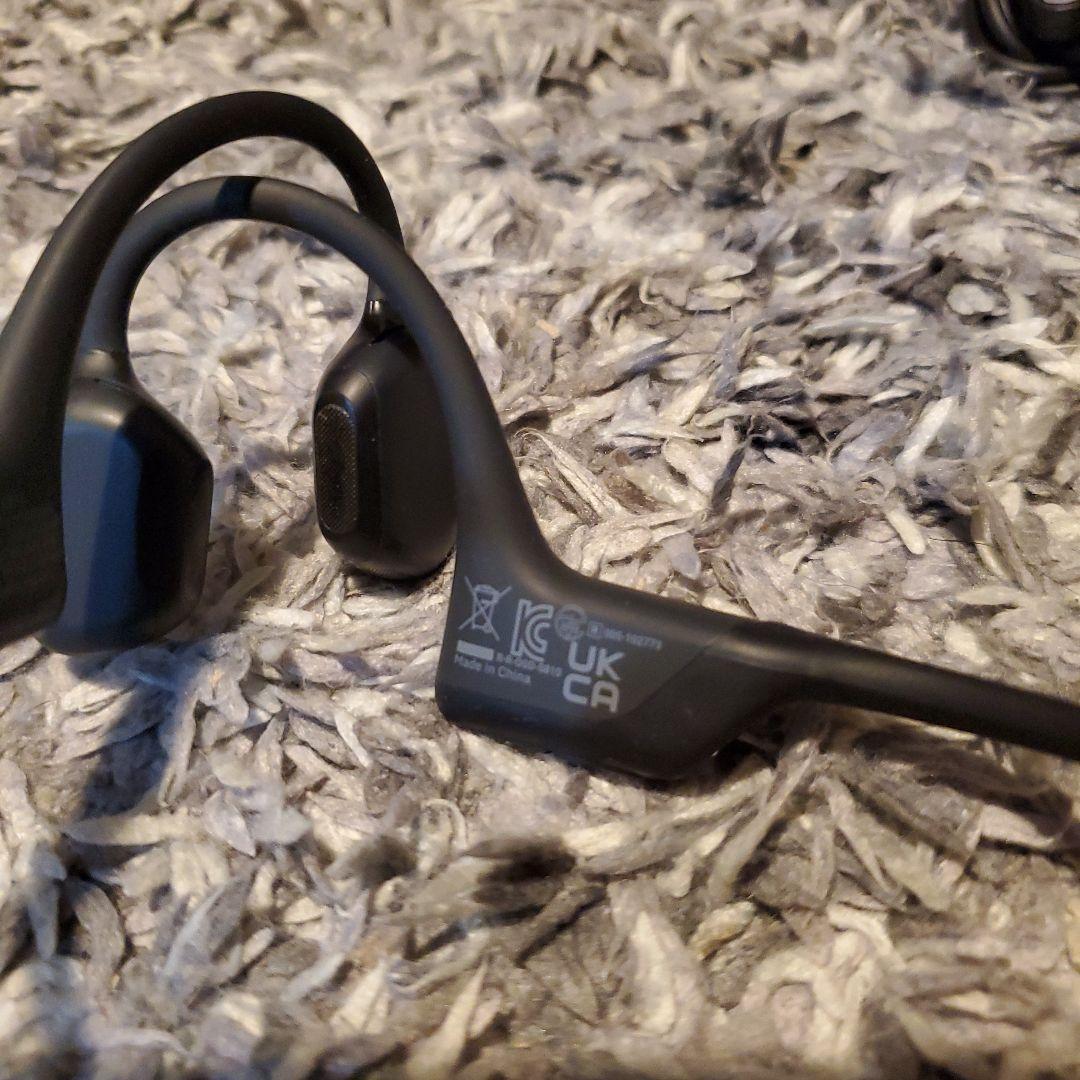 Shokz OpenRun Pro S810 充電ケーブル付き