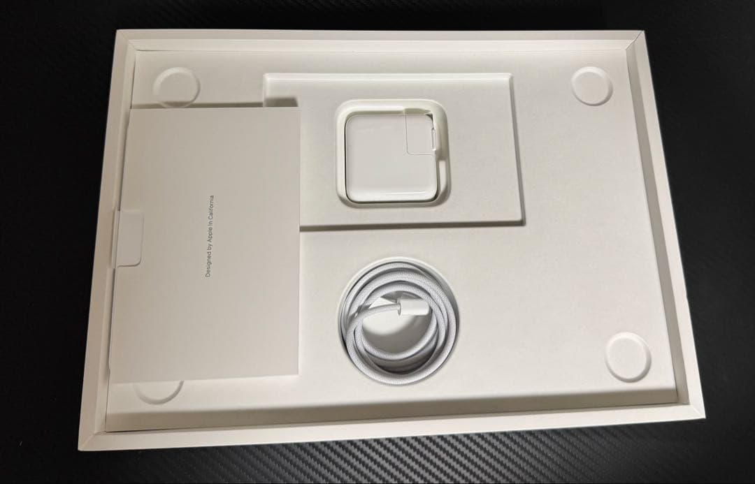 Apple MacBook Air 13インチ M3 8GB 256GB