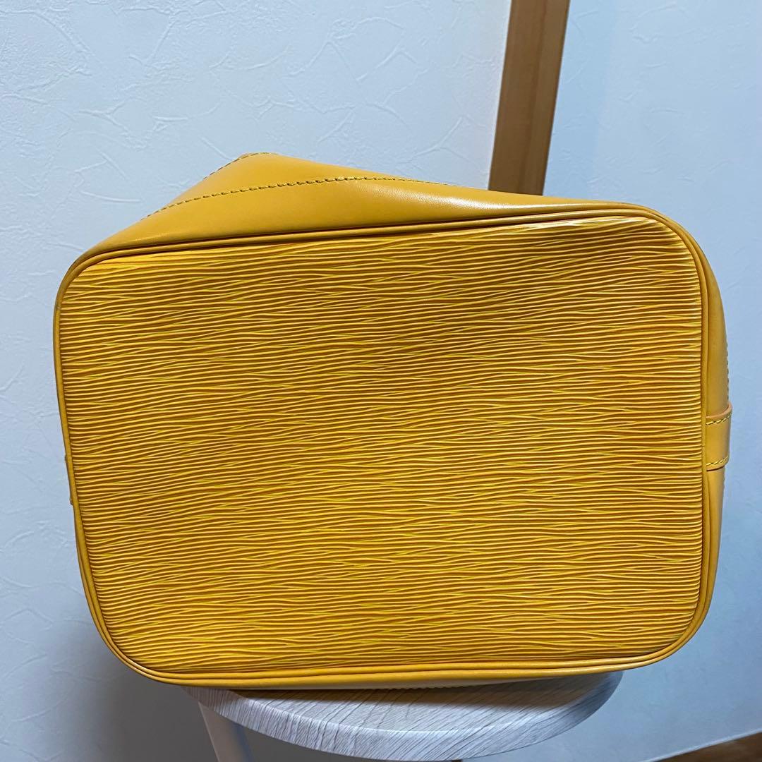 ルイヴィトン LOUIS VUITTON エピ ノエ ワンショル巾着バッグ