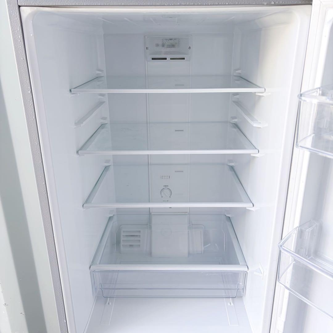 運搬取付無料！ピュアグレー純正AQUA大容量スタイリッシュ冷蔵庫！完動超美品！