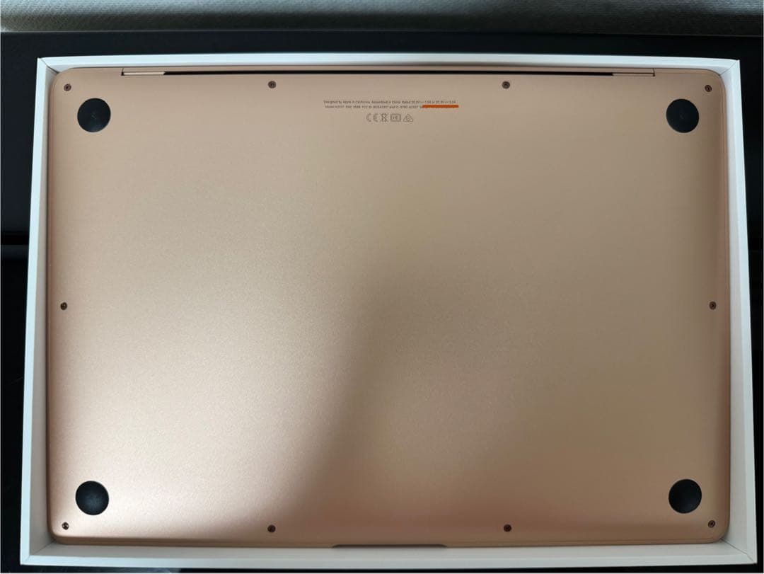 7/20まで MacBook Air Apple M1 メモリ16GB ゴールド