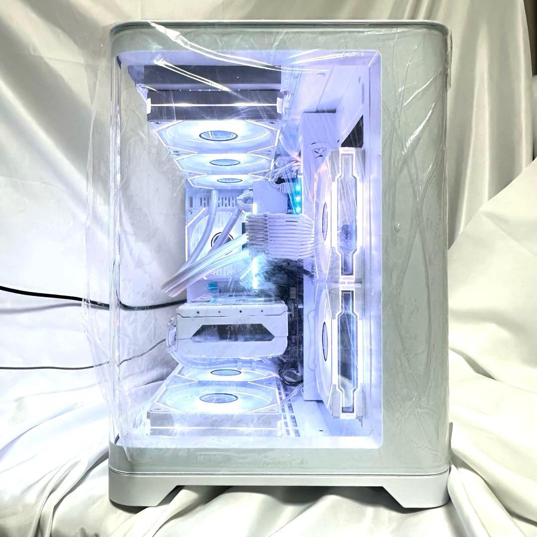 【新品】　ゲーミングPC RYZEN7 9700X RX7800XT ワイルズ