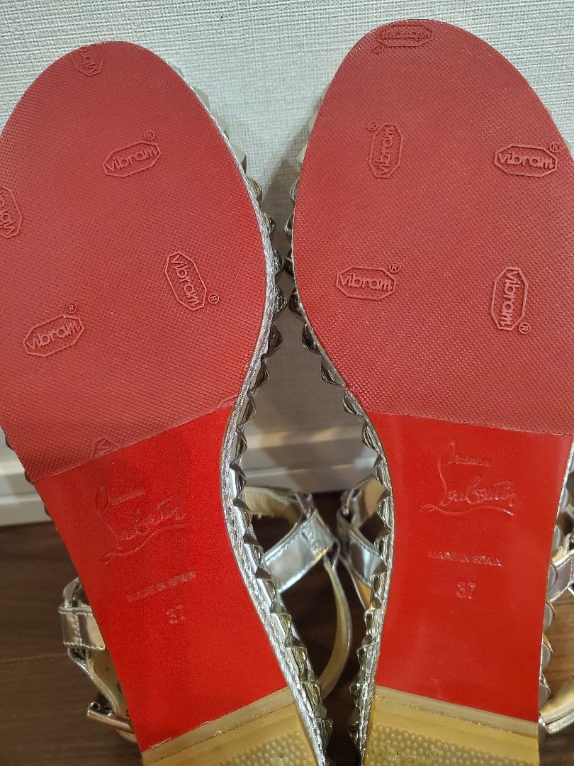 【新品未使用】 クリスチャンルブタン　サンダル　カタクロウ　ピラクロウ