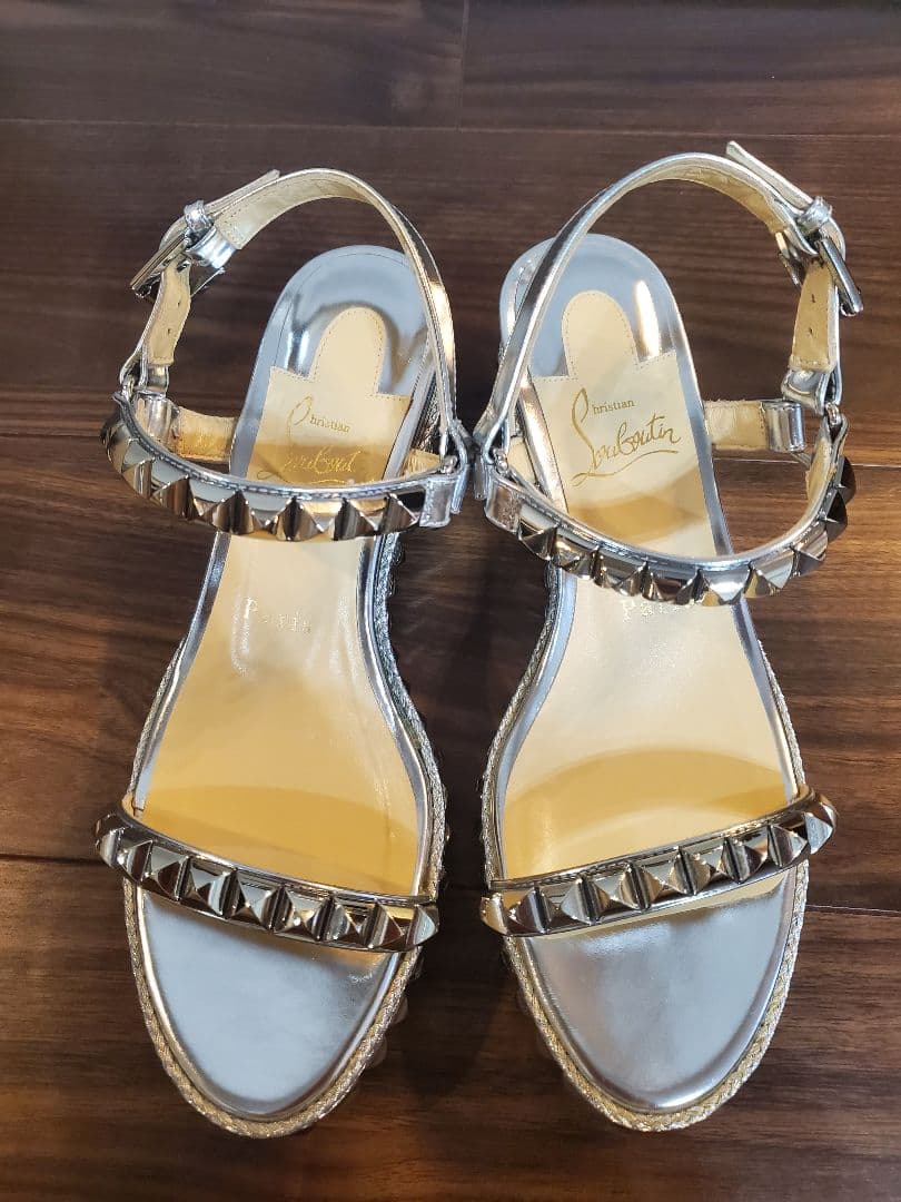 【新品未使用】 クリスチャンルブタン　サンダル　カタクロウ　ピラクロウ