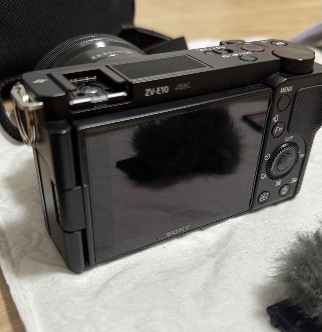 【あきさん専用】SONY ZV-E10 ミラーレス一眼カメラ SDカード付き