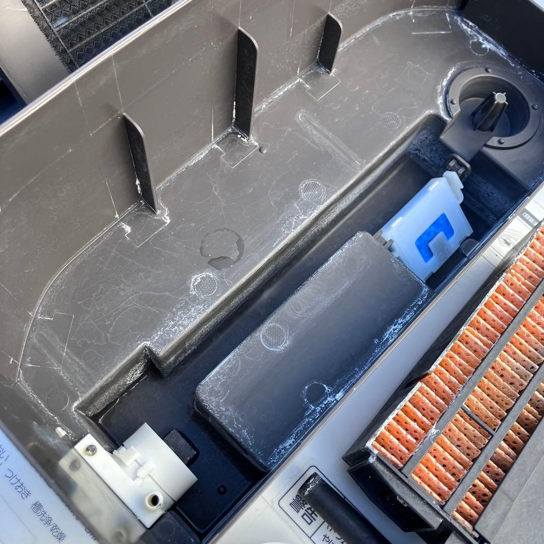 SHARP シャープ⭐️加湿セラミックファンヒーター　2021年製